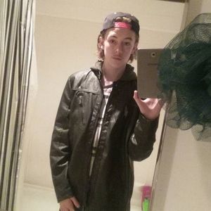 Meet your Posher, Yep